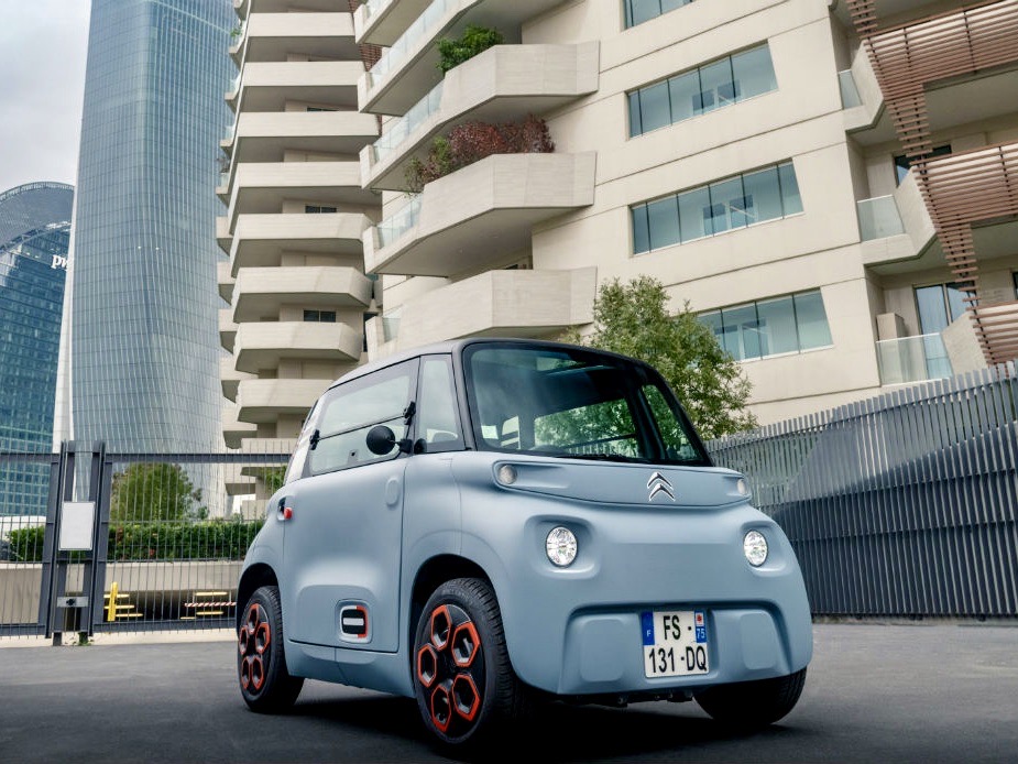 Citroën Ami, la piccola citycar elettrica dalle grafiche personalizzabili