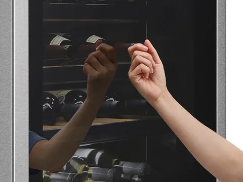 La cantinetta di LG per gli appassionati di vini