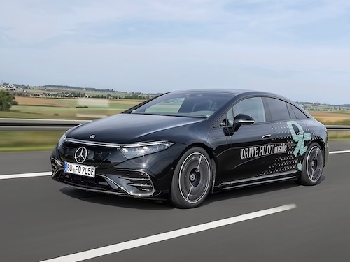 Mercedes aggiorna il Drive Pilot