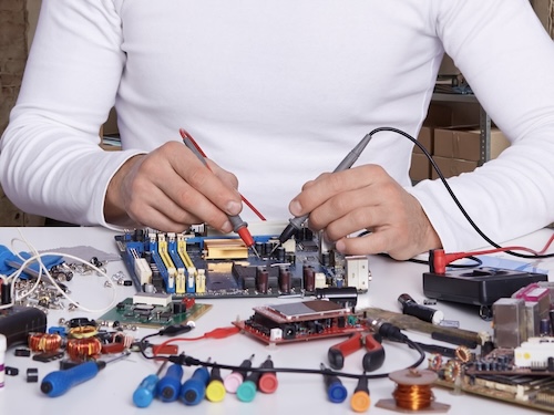 Dai repair café agli hub europei per la riparazione